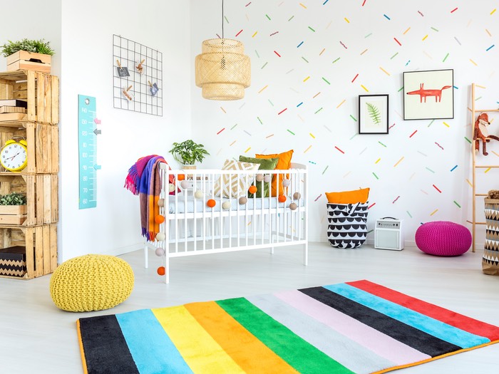 Kleurrijke babykamer inspiratie