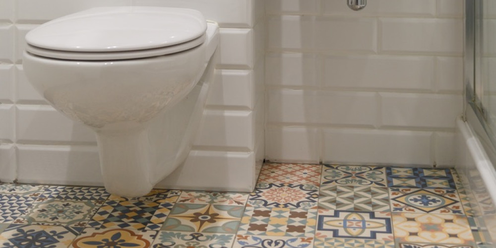 Portugese tegels: 12 toepassingen in het toilet
